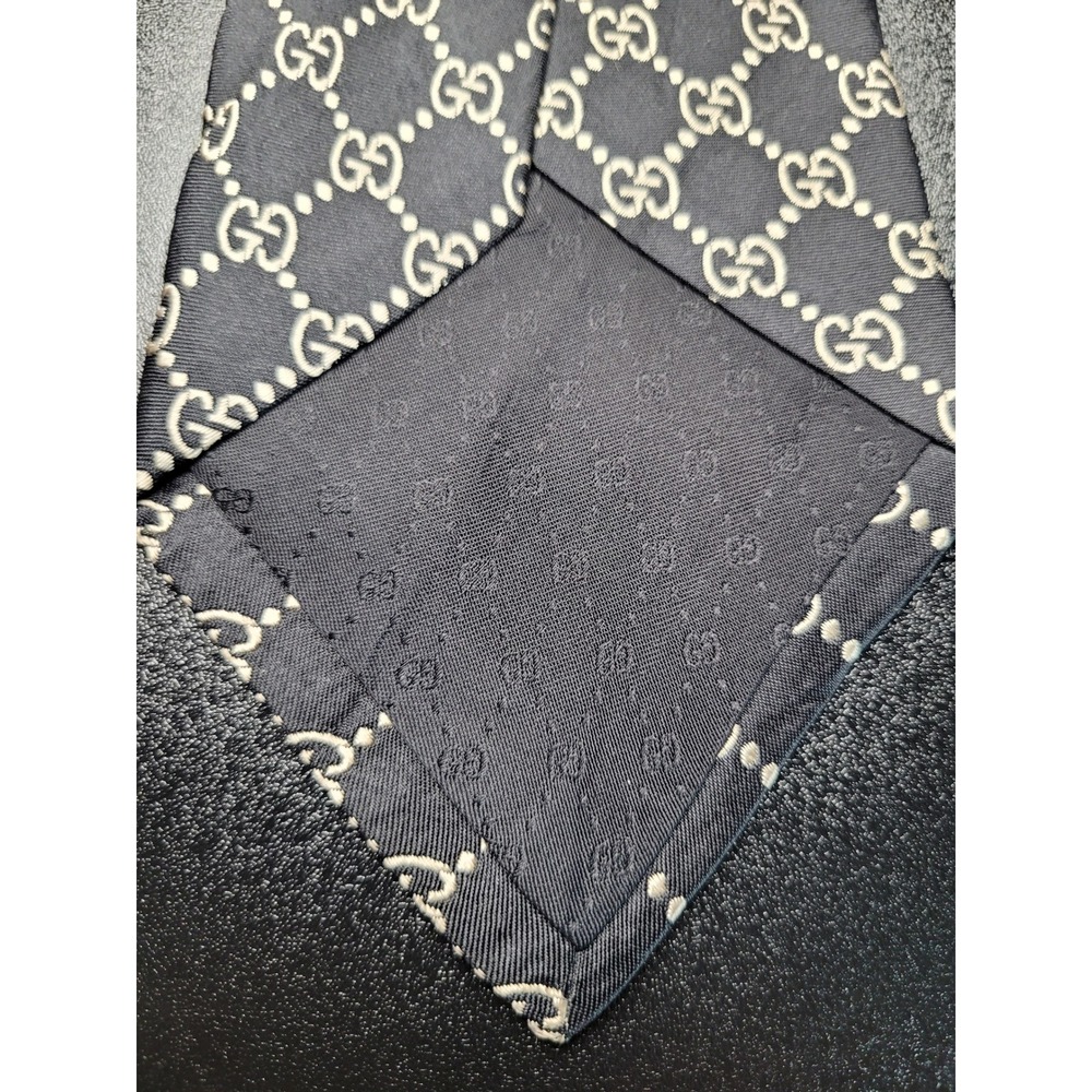 Gucci Men's Necktie Black GG Monogram Silk 3.75" x 58" Excellent - Picture 4 of 6